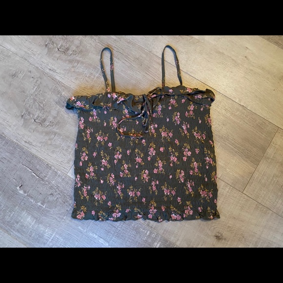 American Eagle Shirt - Picture 2 of 2